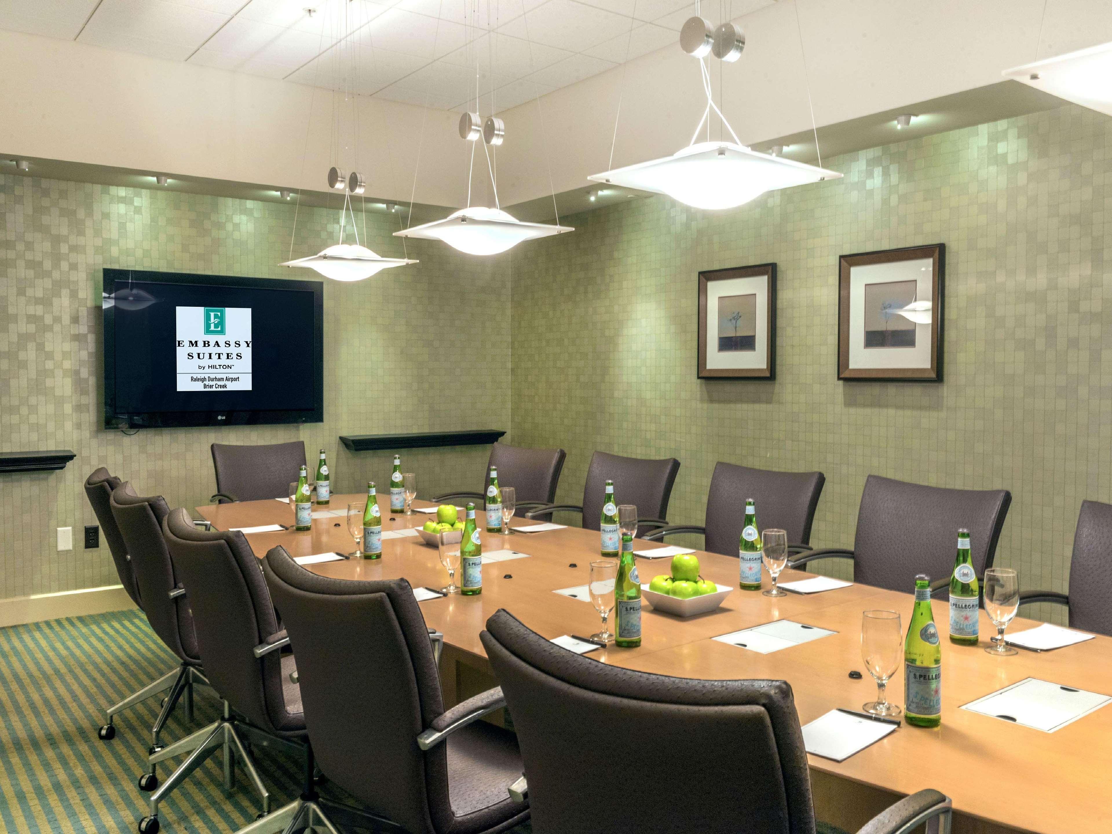 Embassy Suites By Hilton Raleigh Durham Airport Brier Creek Eksteriør billede