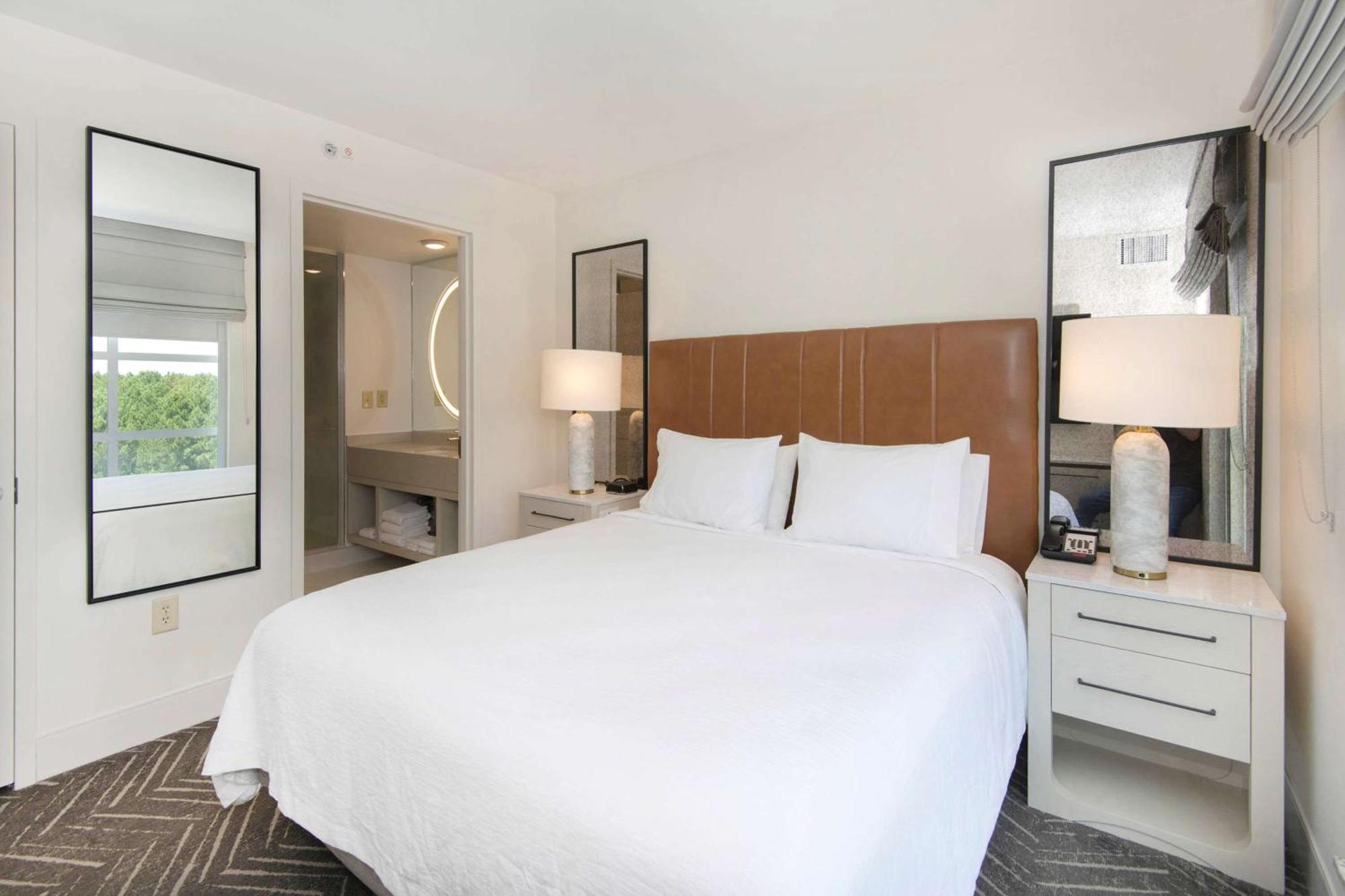 Embassy Suites By Hilton Raleigh Durham Airport Brier Creek Eksteriør billede