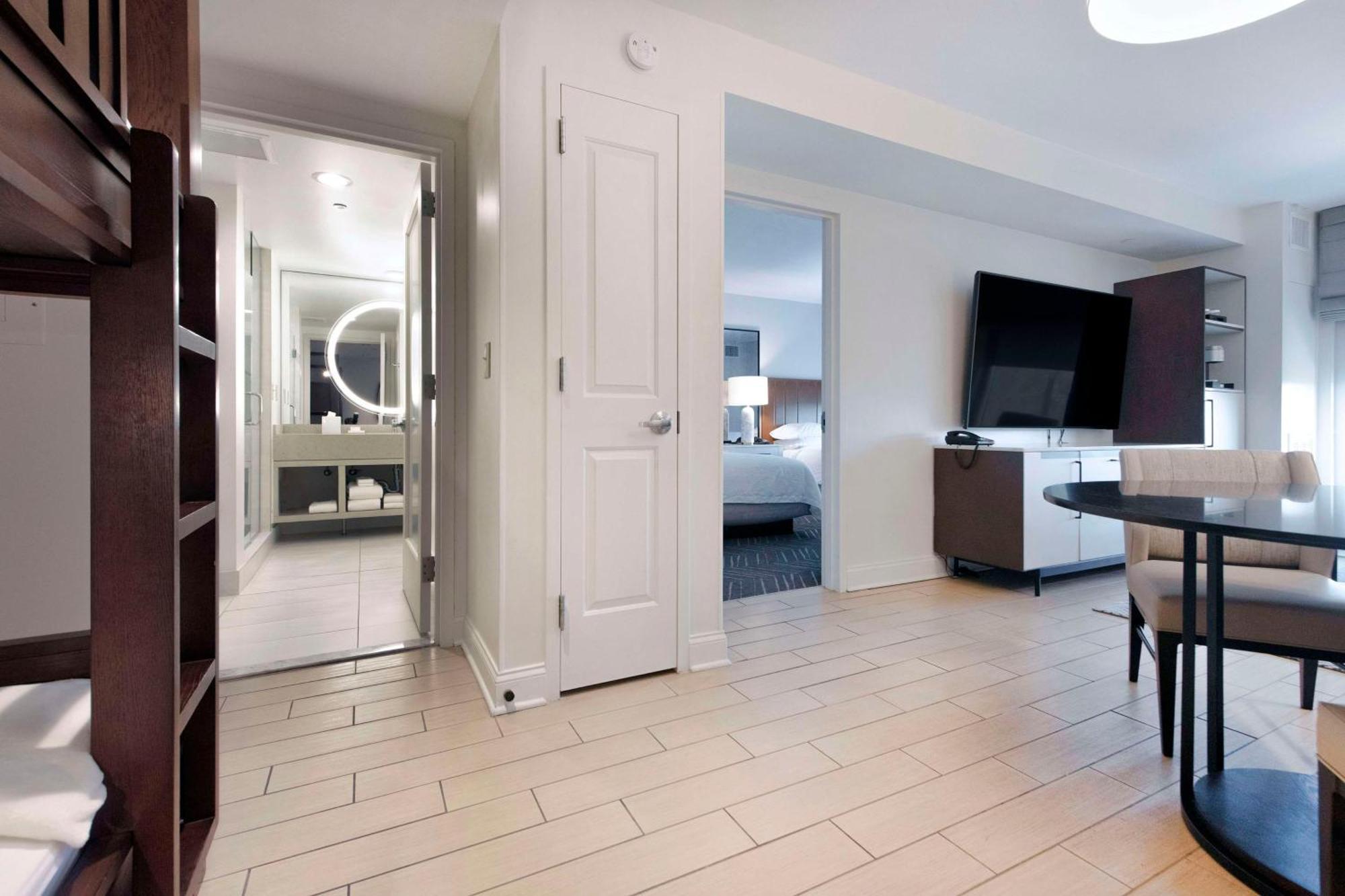 Embassy Suites By Hilton Raleigh Durham Airport Brier Creek Eksteriør billede